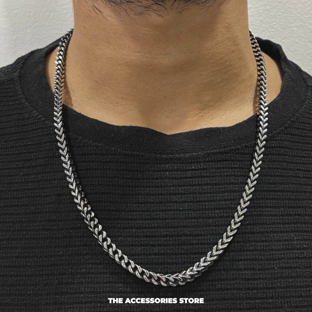 Obsidian Curb Chain 6MM