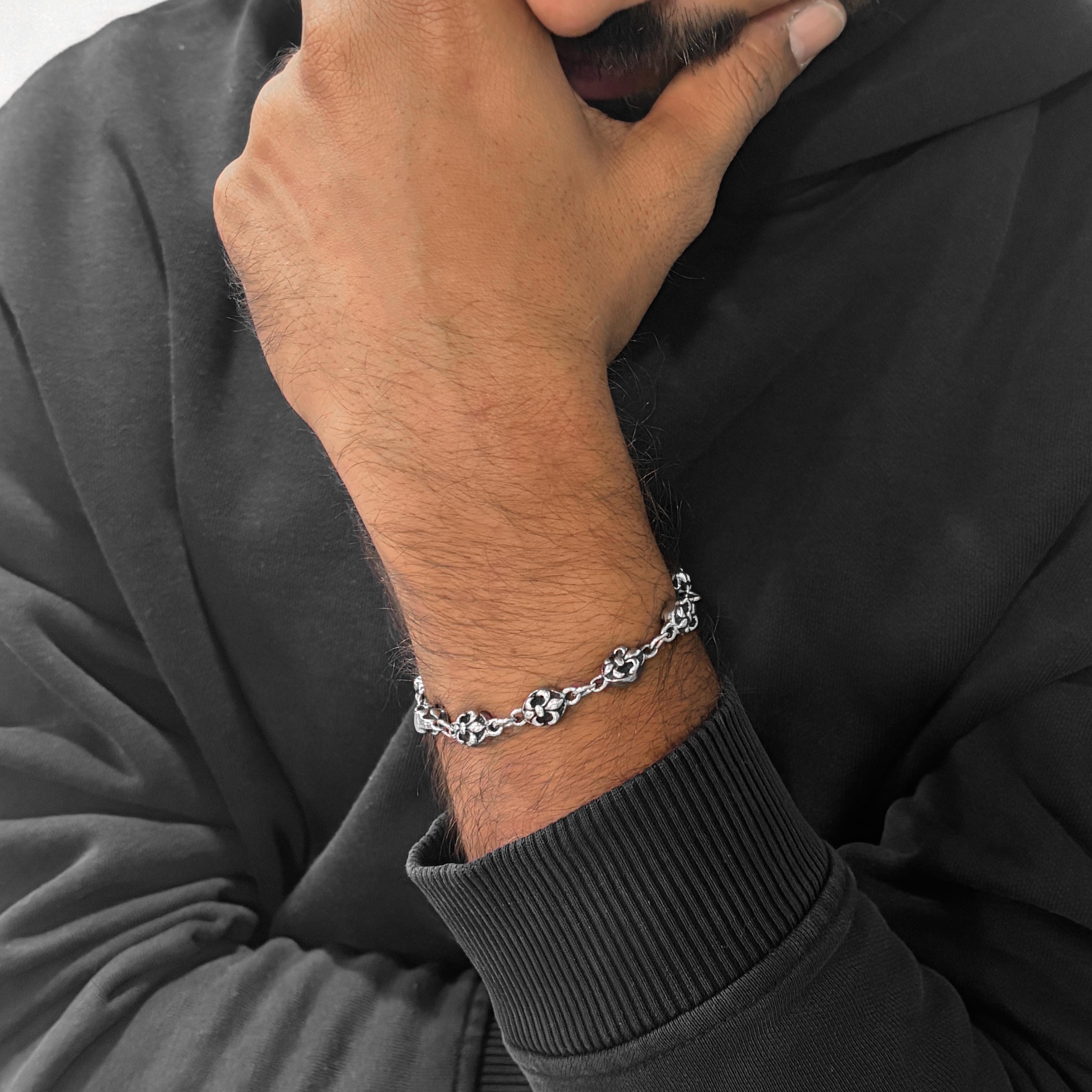 Iron Bloom Thin Bracelet