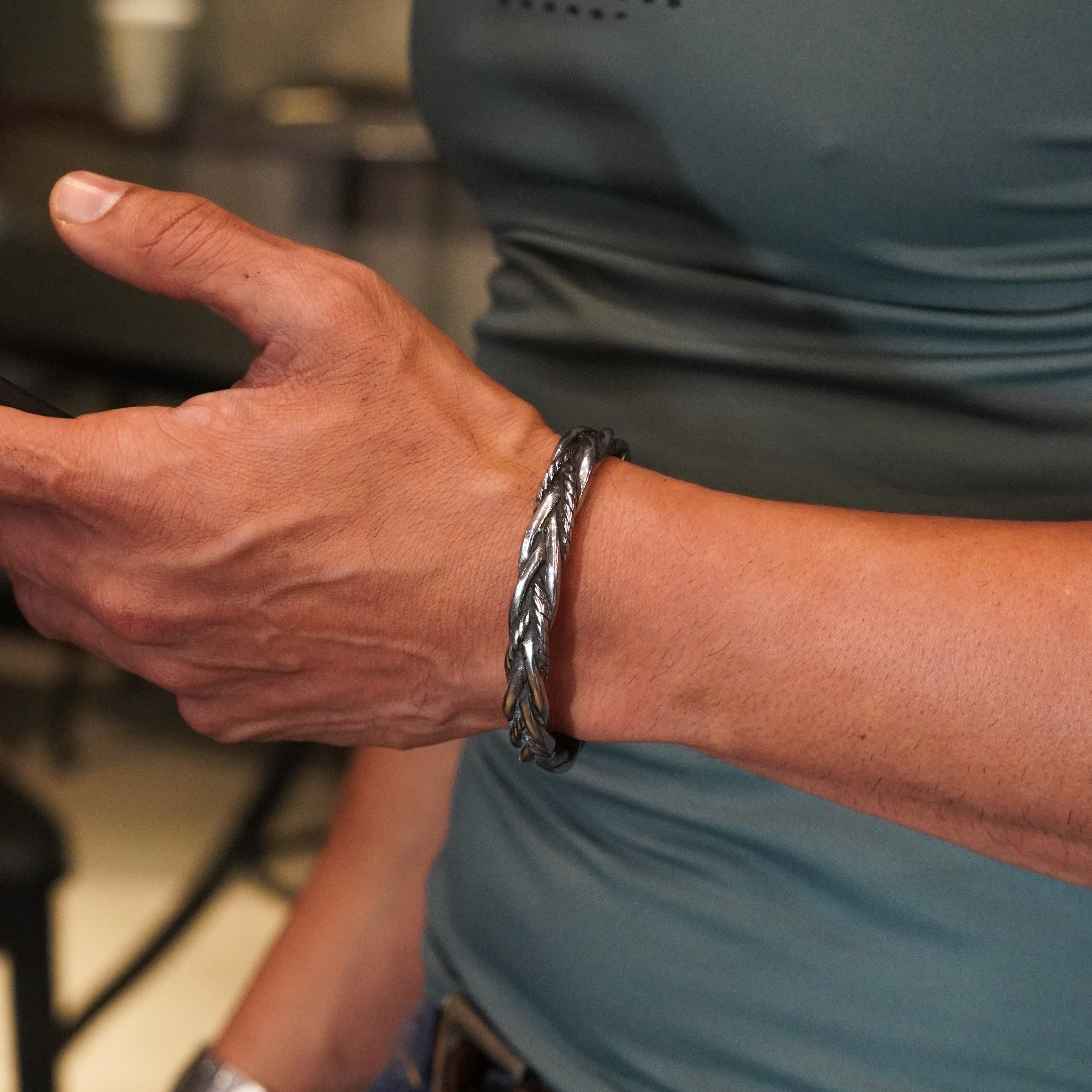 Tangled Cuff